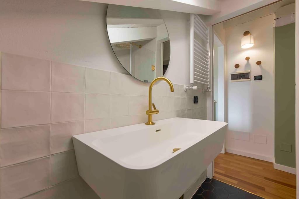 La Tana Del Bianconiglio - Rabbit Hole Apartment Milano Ngoại thất bức ảnh