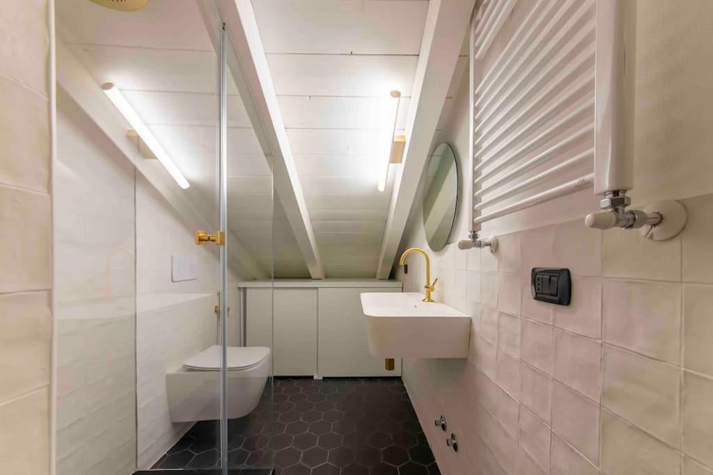 La Tana Del Bianconiglio - Rabbit Hole Apartment Milano Ngoại thất bức ảnh
