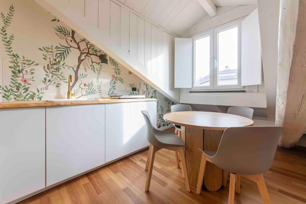 La Tana Del Bianconiglio - Rabbit Hole Apartment Milano Ngoại thất bức ảnh